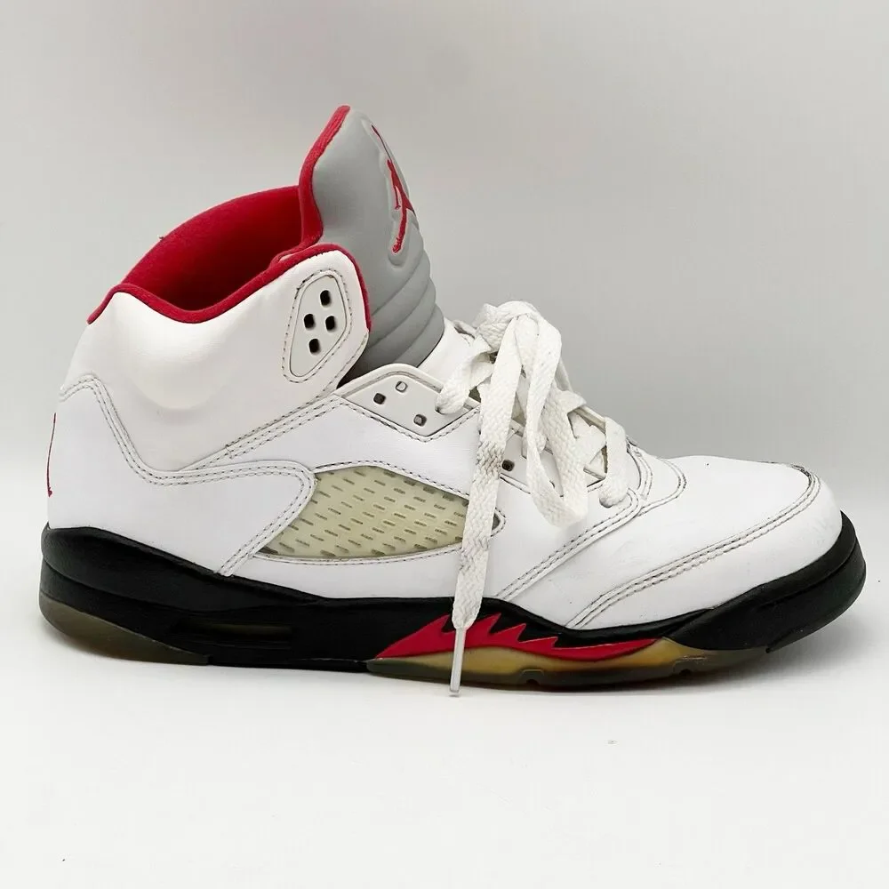 Air Jordan 5 Retro White Fire Red 440888 Unisex Lace Up Sneakers 2012 Sz Youth 7